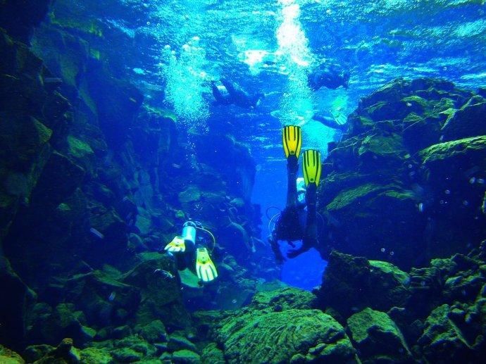 �������ǵ���������һ���̺�