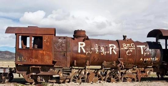 �Dע����ҿ������Đ���˹̹���̱�ӡ����܇�����f������(d��ng)�r�Ƕ�ô�ĕr�ж�ô������