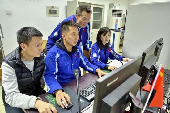  ����Ρ����?zh��)������w��Ȝyԇ�ˆT��늜y