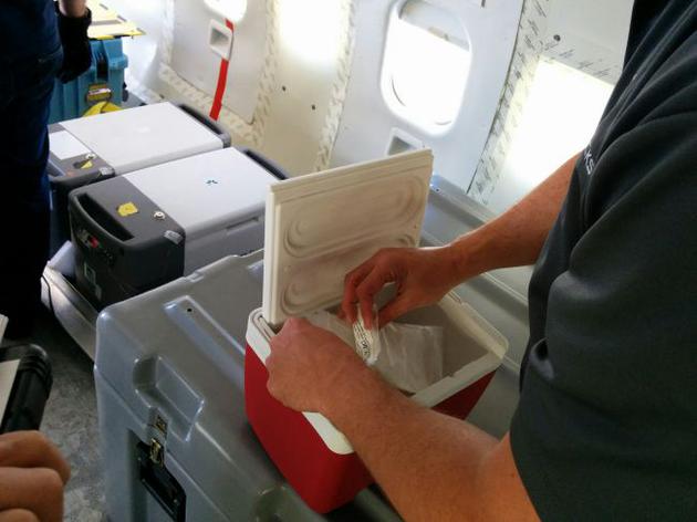 2015��2�����ć��H���gվ�ɼ���΢�����Ʒ���ص���